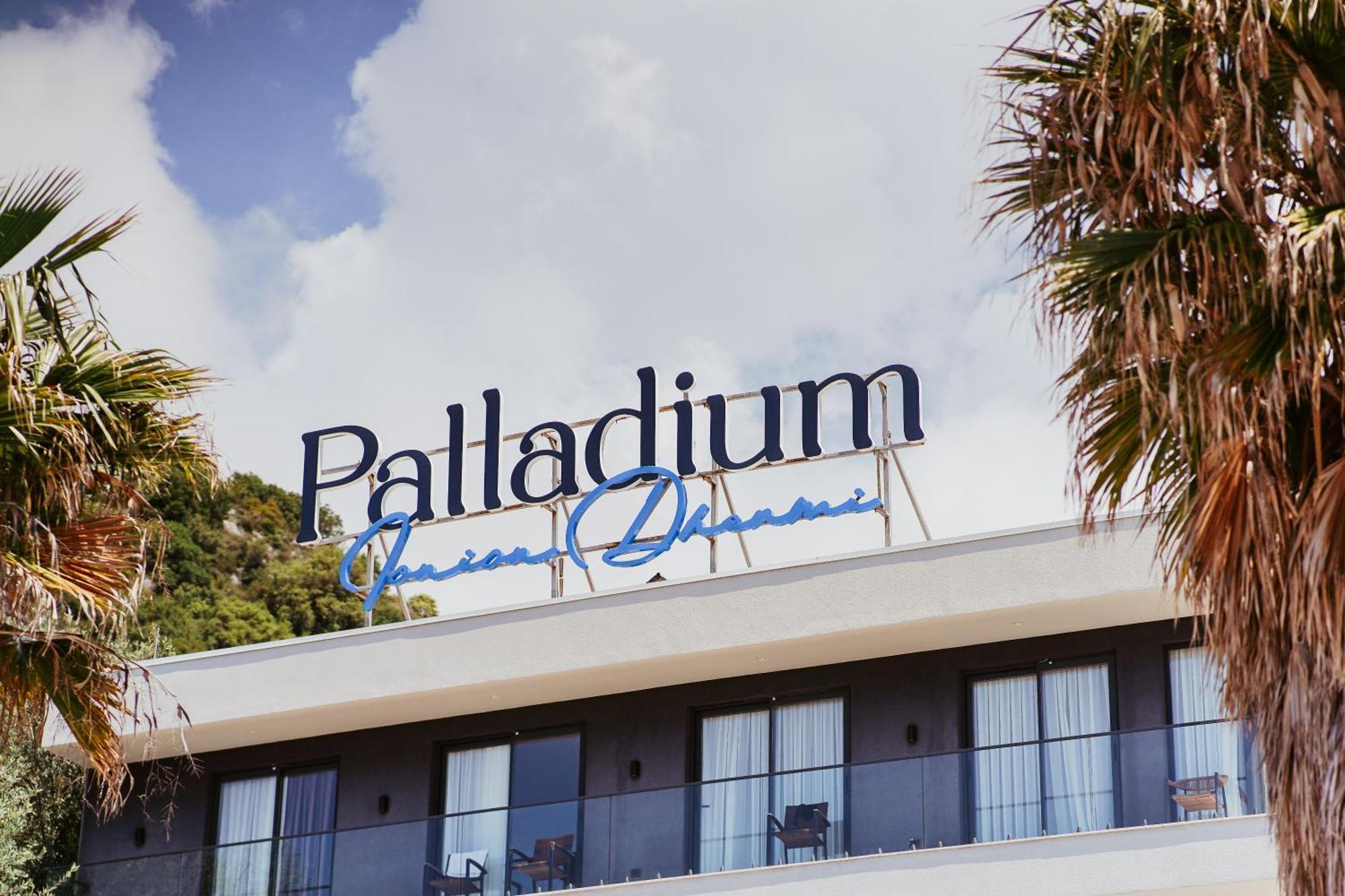 Palladium Beach Hotel- Private Beach Included Dhermi Luaran gambar