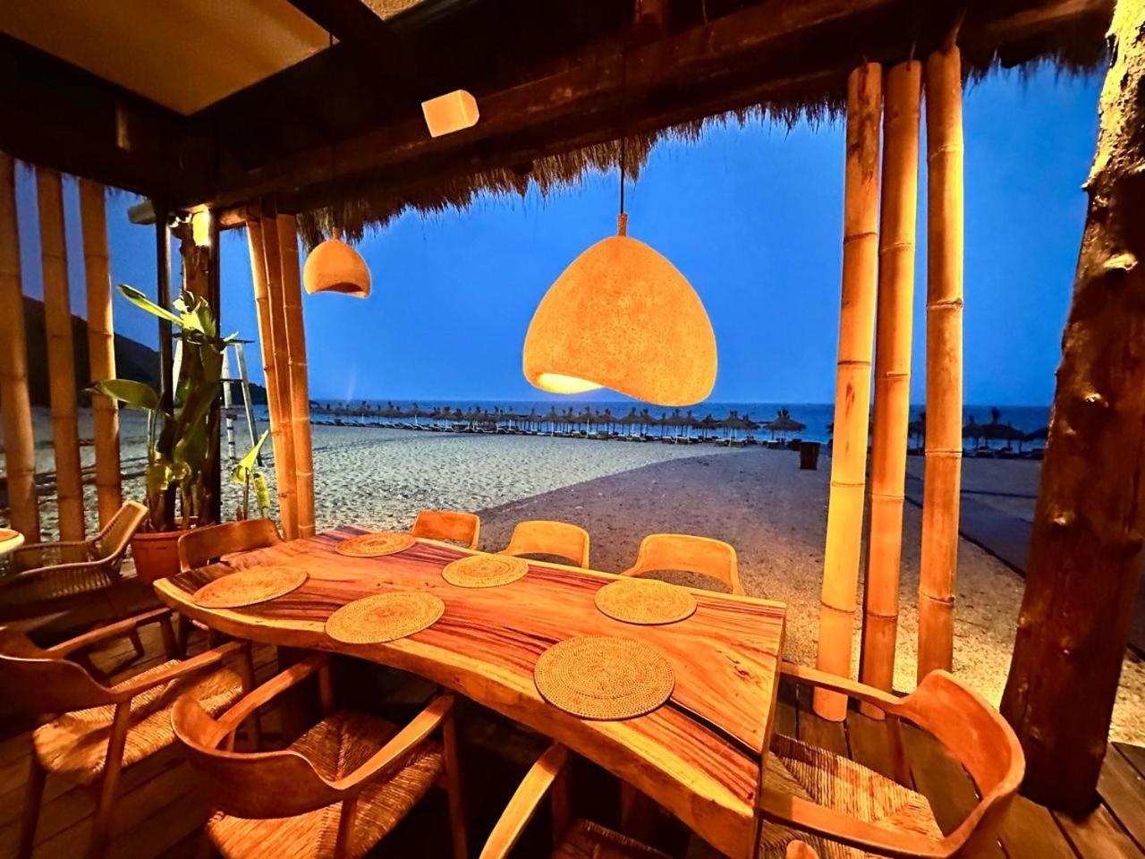Palladium Beach Hotel- Private Beach Included Dhermi Luaran gambar